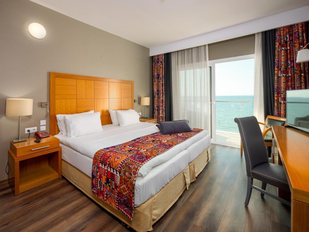 Golden Star City Resort Peraía Екстериор снимка